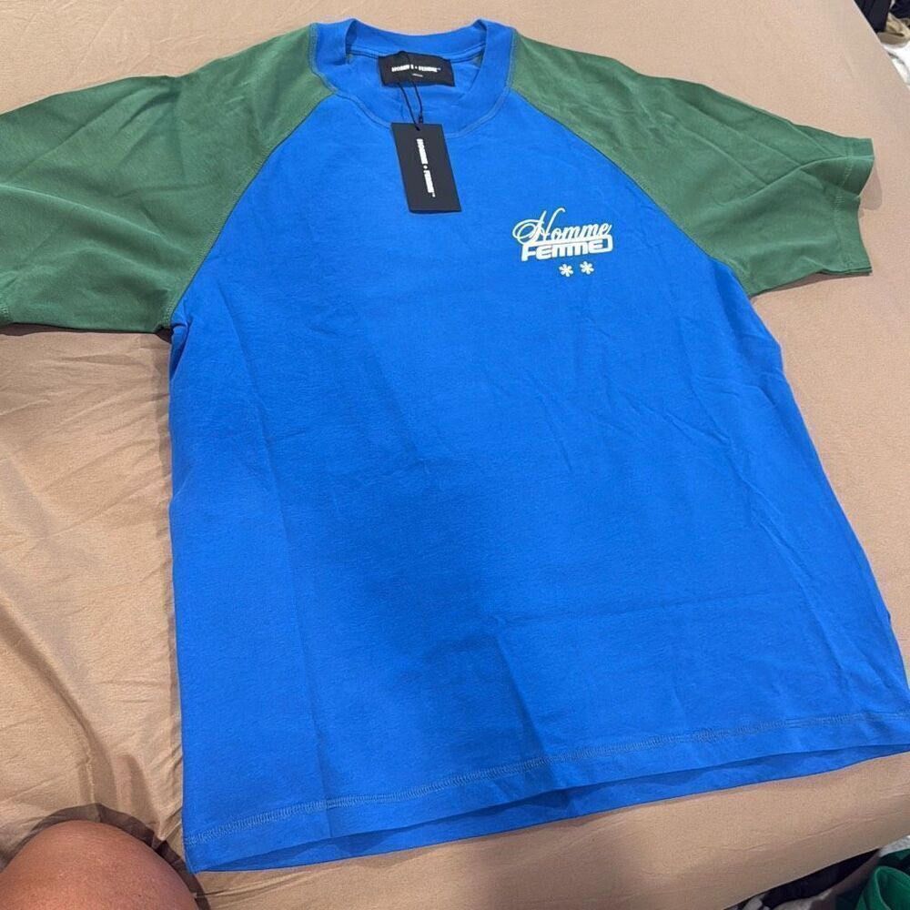 Home Femme size Medium over sized tee shirt. NWT